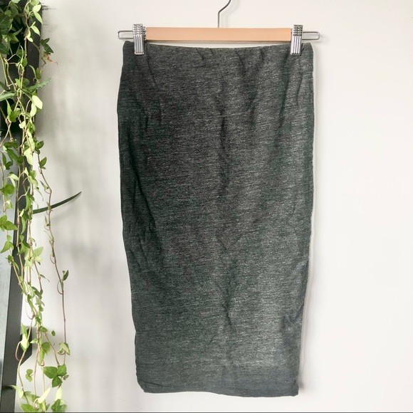 5/$20 NWOT Grey pencil skirt, size XS - Picture 7 of 9